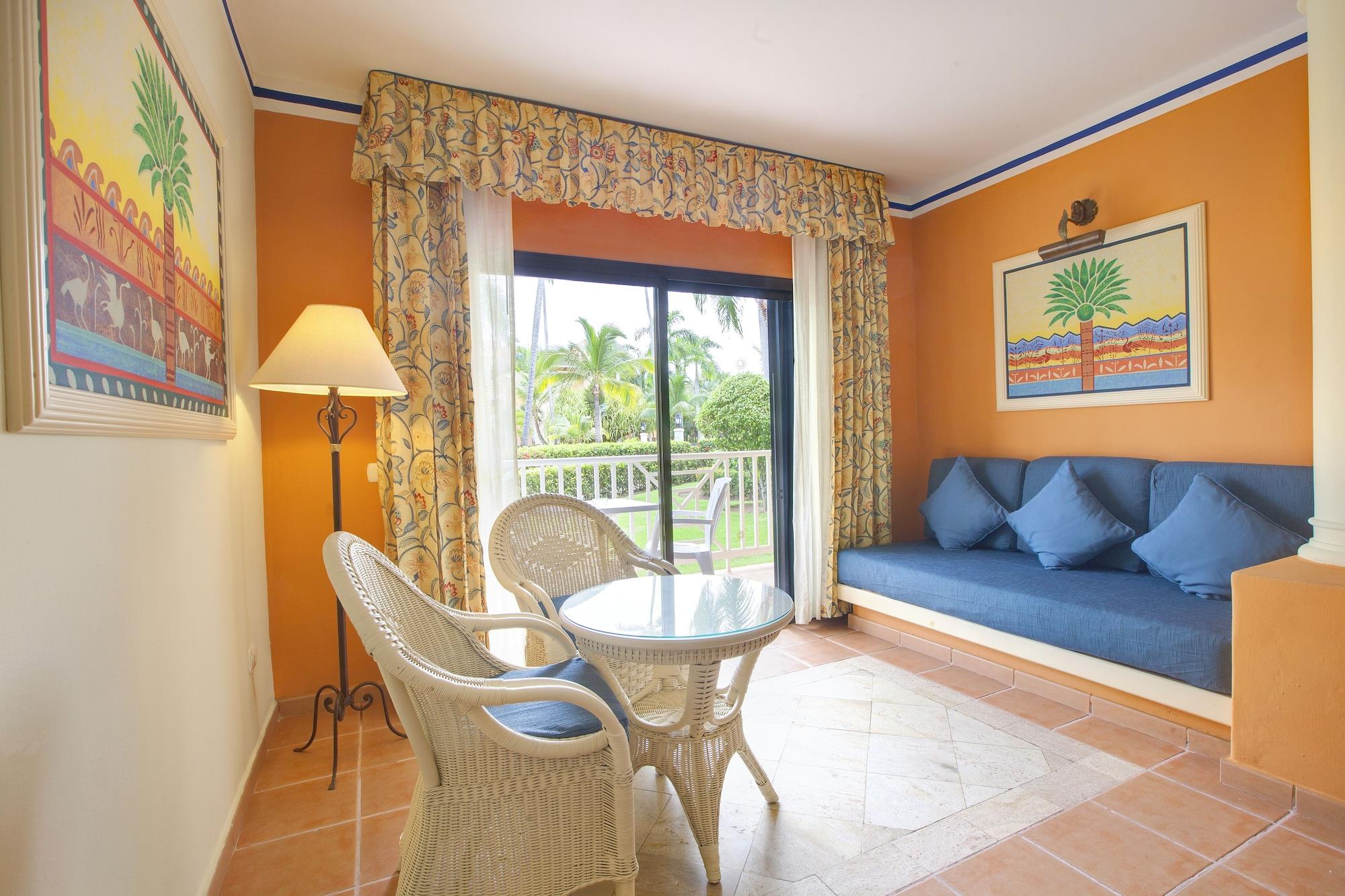 Bahia Principe Grand Bavaro Punta Cana Exterior foto Living room
